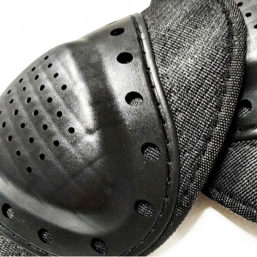 Защитные вставки для плечей пластиковые